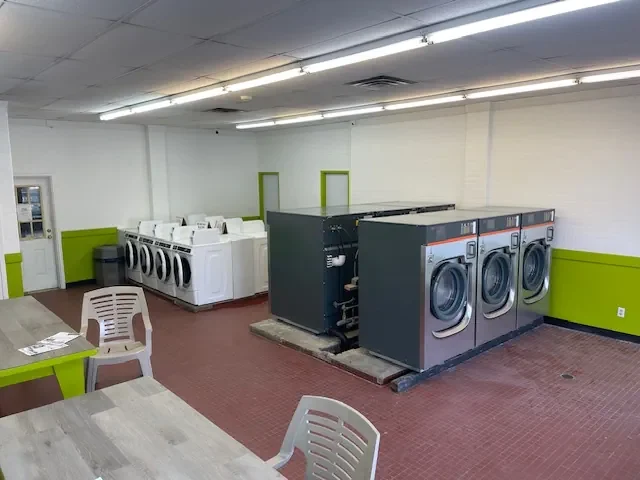 Coin Laundry Laundromat In Lloydminster